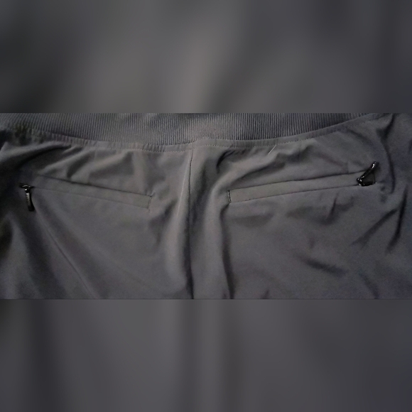 Athleta Black Brooklyn Mid Rise Wrinkle Resistant Ankle Jogger Breathable Pant 6 - Picture 11 of 12